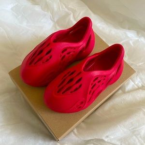 Adidas YZY Foam RNNR TD Size 7K